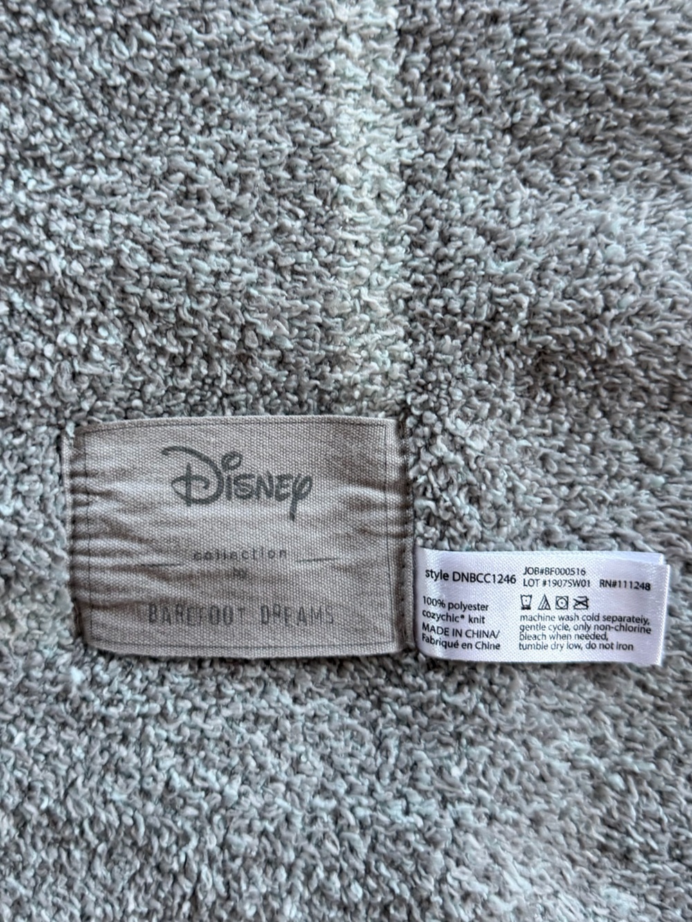Barefoot Dreams Baby Blanket Pale Gray and Cream Dumbo Design - Picture 4 of 4
